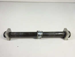 Rear axle Yamaha TDM