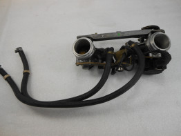 Gasklephuis Ducati 748