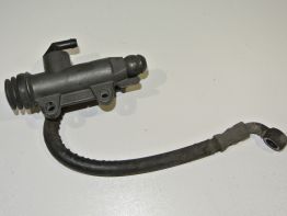 Rempomp achter BMW K 1200 GT