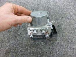 ABS pumpe druckmodulator BMW S 1000 RR