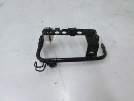 Batterie befestigung Yamaha TDM