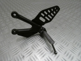 Main step holder left Yamaha YZF R6