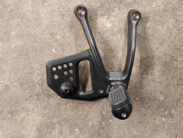 Soziusfussraste rechts Harley Davidson Pan America