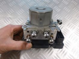 ABS pomp BMW S 1000 RR