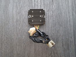 Spanningsregelaar Honda VF 700 750 C Magna