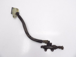 Rempomp achter Honda VFR 750