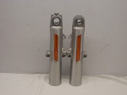 Voorpoot buiten Harley Davidson Touring