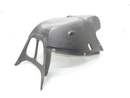 Cowl V shape under BMW K 1200 GT