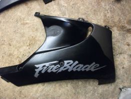 Cowl lower right Honda CBR 900 RR