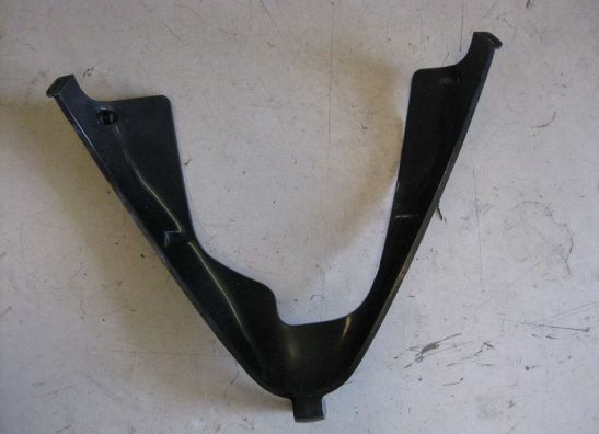 Cowl V shape under Honda CBR Fireblade
