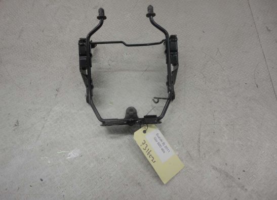 Upper cowl Stay Suzuki GSR 600