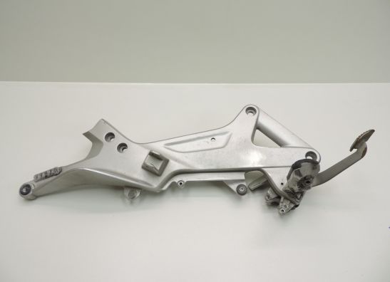 Fussrastetrager vorne rechts Honda ST 1300 Pan European