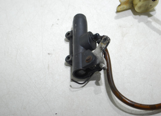 Rempomp achter Moto Guzzi Florida V 65 1986-1992