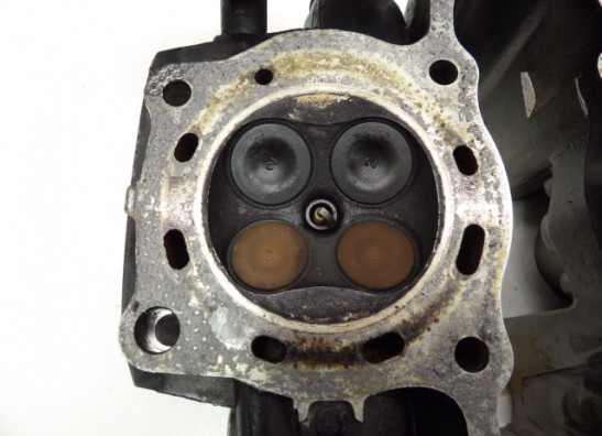 Cylinder head Honda VF 700  750 C Magna