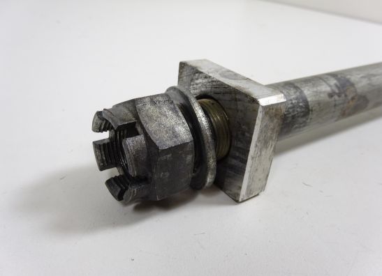 Rear axle Kawasaki Z 1000