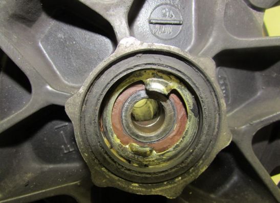 Front wheel complete Honda CBX 750 F