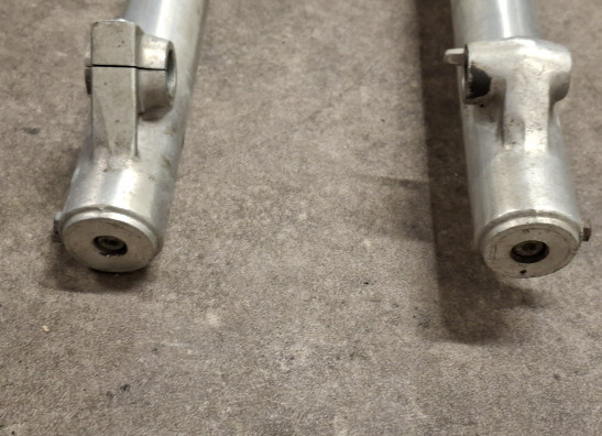 Voorpoten compleet Honda VT 500