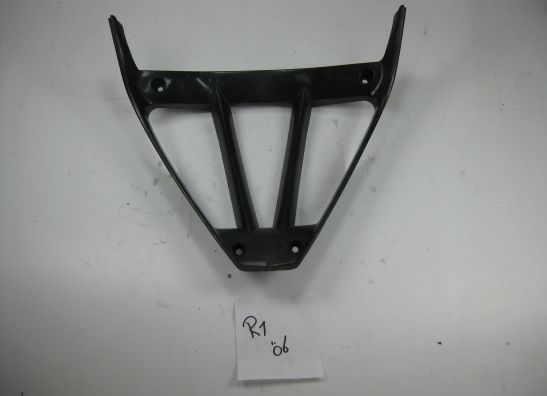 Cowl V shape under Yamaha YZF R1