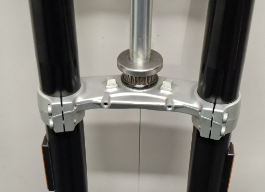 Voorpoten compleet KTM 690 Duke 4