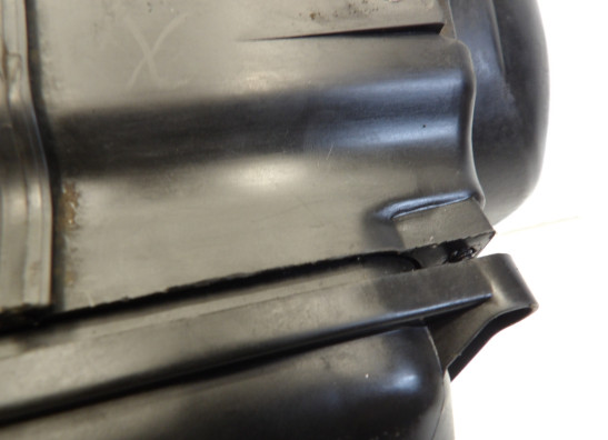 Air cleaner case Suzuki GSF 600 650 Bandit 