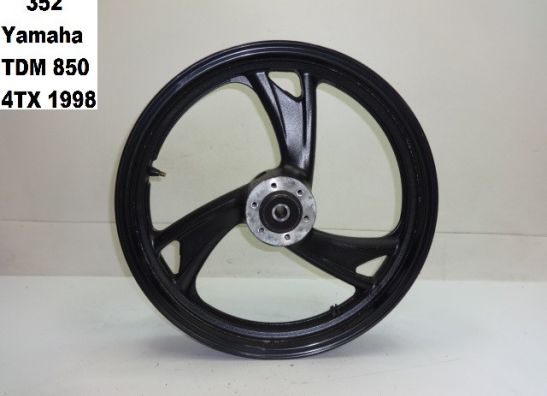 Voorvelg Yamaha TDM