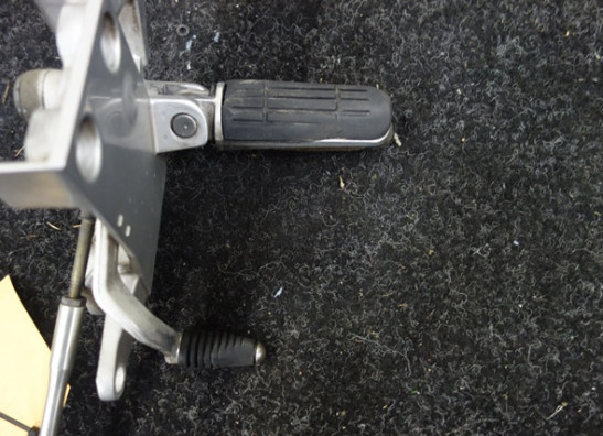 Fussrastetrager vorne links Yamaha FJR 1300