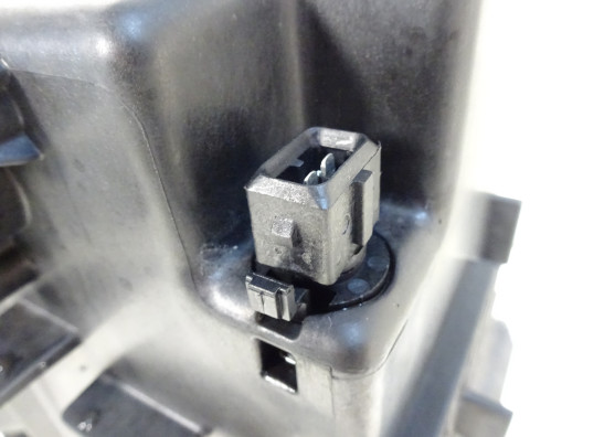 Air cleaner case BMW R 1200 ST