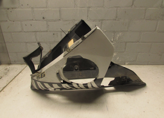 Cowl under Yamaha YZF R6