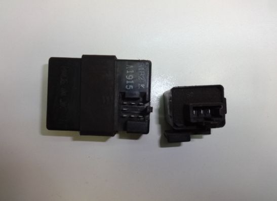 Relais unit Honda CBX 750 F