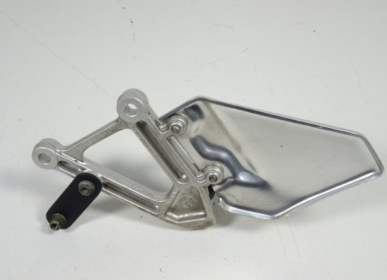 Main step holder right Aprilia RSV 1000