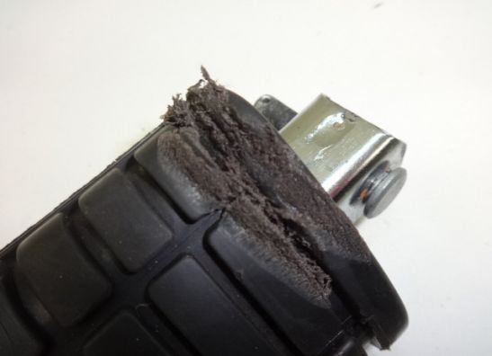 Fussraste rechts Honda VF 700  750 C Magna