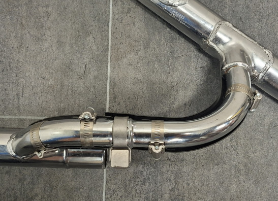 Colector de escape Harley Davidson FXDB Street Bob