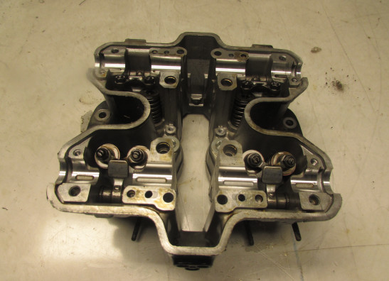 Cilinderkop Honda VF 700  750 F
