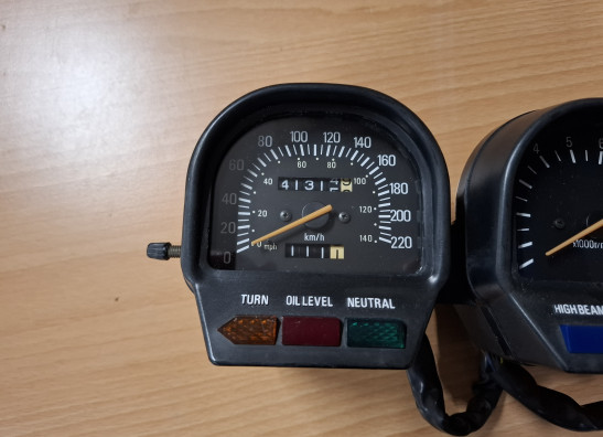 Meter combination Yamaha XV 700 / 750 SE