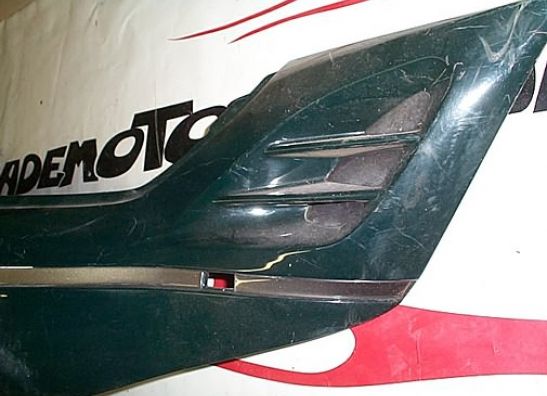 Rechter achterkant Suzuki RF 900