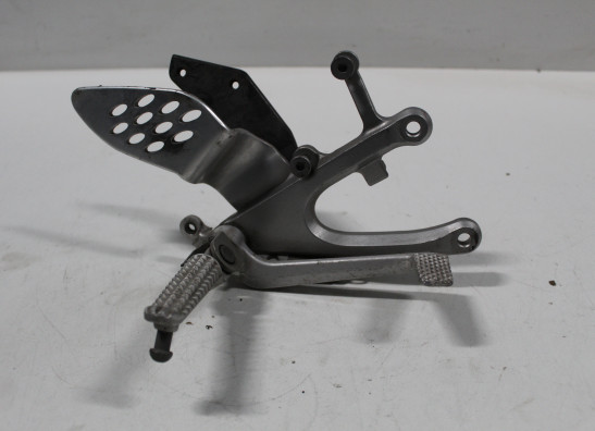 Main step holder right Yamaha YZF R1