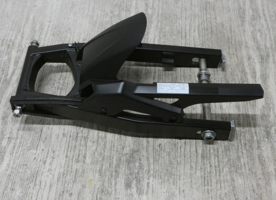 Swingarm Suzuki GSR 750