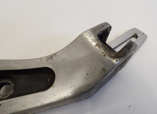 Fussrastetrager vorne links Suzuki GR 650