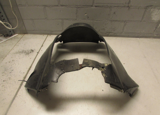 Cowl under Honda CBR 1000 F