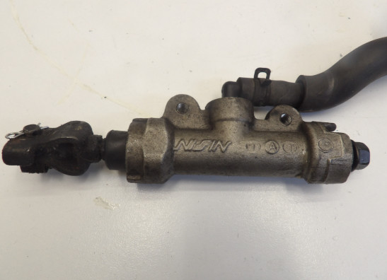 Rempomp achter Honda CBR 600 F