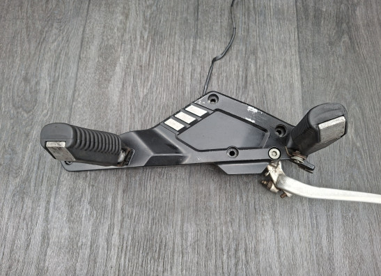 Fussrastetrager vorne rechts BMW K 1100 LT