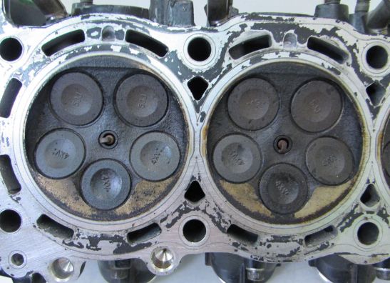 Cylinder head Yamaha YZF R1