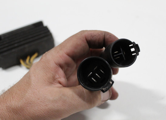 Regler Gleichrichter Kawasaki ZX 9 R