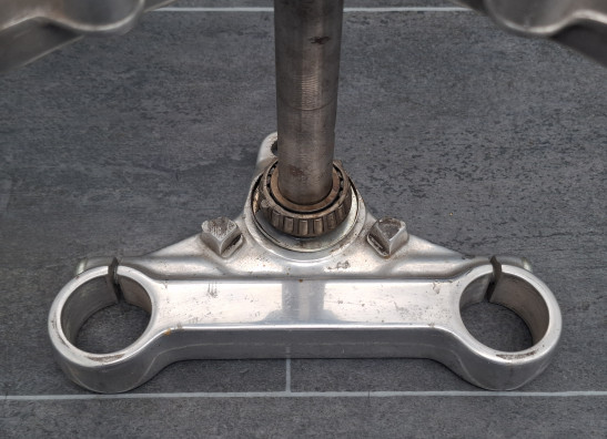 Gabelbrucke Harley Davidson Sportster