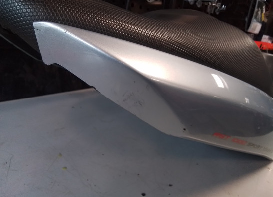 Zadel Aprilia RST 1000 Futura