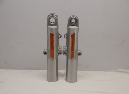 Voorpoot buiten Harley Davidson Touring
