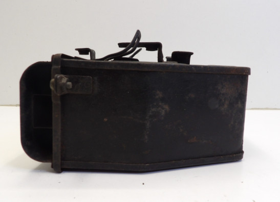 Luchtfilterhuis Suzuki GS 550 M Katana