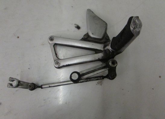 Fussrastetrager vorne links Ducati ST2