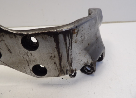 Fussrastentrager Suzuki VS 700 Intruder