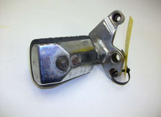 Fussrastetrager vorne rechts Honda VT 700 750